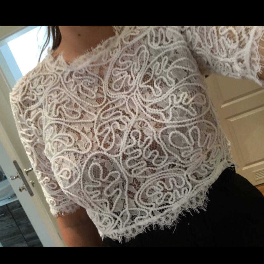 Elegant Lace crop top.